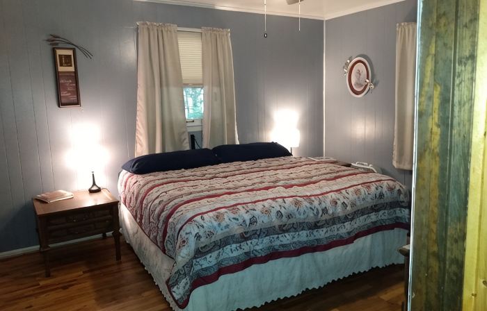 2BR +loft  Cottage in the mountains Va Creeper Trail, HOT TUB, ATV rentals,