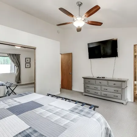Flagstaff/Grand Canyon/Snowbowl/Williams/Sedona Area- Family Retreat