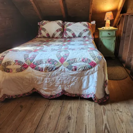 Mullins Log Cabin 1850s Rustic Cabin Near Ark  Sits on 5 AC15 Min to Ark