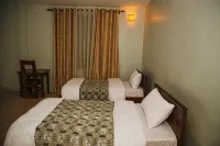 Dual Mountain View Lodge - Pools