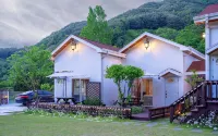 Hedong Alphs DH Pension - Parking