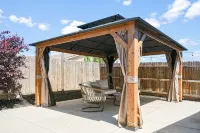 Serenity, a tranquil 4-bed, 3-bath home minutes away from UC Merced. - 3-نجوم