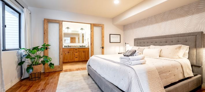 Walk to the Beach/Rooftop Deck with Views/7 beds- 2 Kings/ A/C Hotels in Encinitas