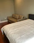 Large Luxury Condo/Townhouse Center of South Boston W/ Free Parking & WiFi - شرفة