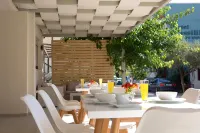 Grand TheoNi Boutique Hotel & Spa - Aamiainen