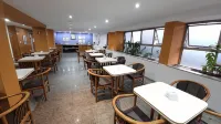 César Inn Juiz de Fora Hotel - breakfast