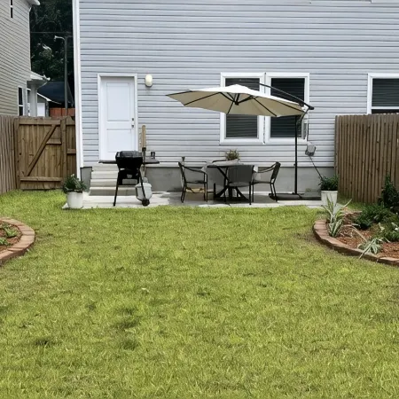 Sunny Niceville! Very Nice, 3/2.5 Townhome .04 Mile from Water!