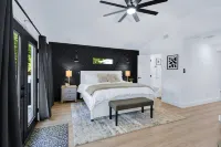 Modern Farmhouse on the Guadalupe River in Seguin, TX! - Wifi