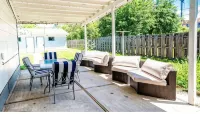 Quaint Downtown Studio 4 blocks off Main - 4 estrellas