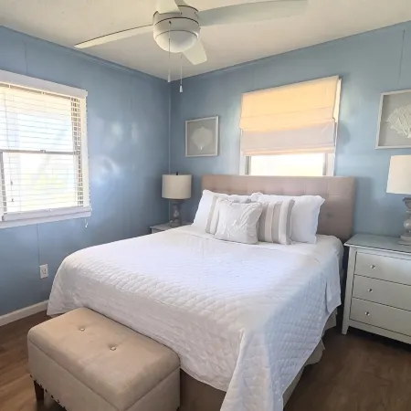 South Nags Head, Ocean View, 3Min Walk to Beach, Hot Tub, Sunrise & Sunset Views