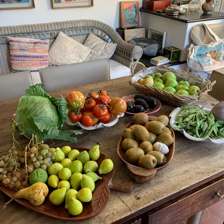 Lovingly Restored Country Farm House in Olive Grove 10 minutes from sea