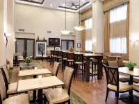 Hampton Inn & Suites Chicago/St. Charles - Pools