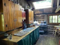 Walk to this secluded lakeside cabin in downeast Maine - Alphydda