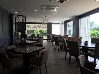 D'Anggerek Serviced Apartment - 3-Star