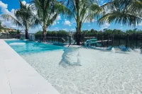 Casey Key Resort - Beach