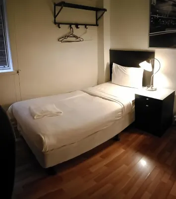 City Centre Budget Hotel - 2-Star