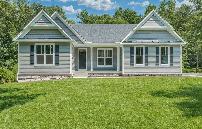 NEW June 2024 -LAKEFRONT 9 King Bedrooms/8 bath! Private Dock and Beach! 2 acres