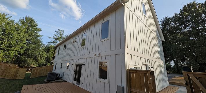 Walk to Uva,Breweries, Live Music, Restaurants, Parking, Fenced Yard. Hotele w: Charlottesville