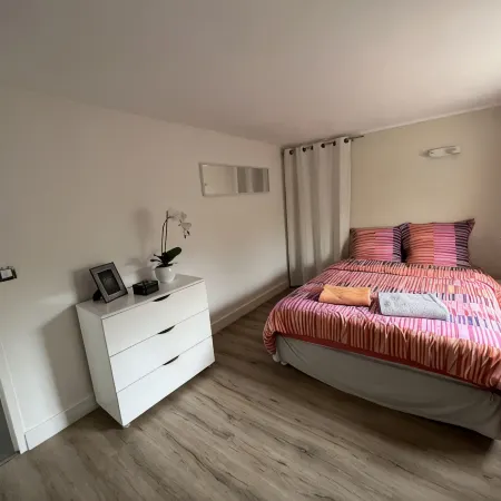 Air-conditioned apartment - All comforts - with garden and parking space