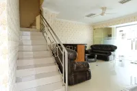 RedDoorz near RSUD Kardinah Tegal - Guest houses