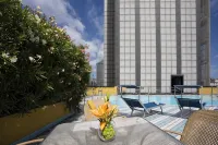 Novotel Genova City - piscina