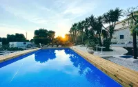 La Maison One B&B - Pools