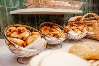 Ibis Budget Luxembourg Aeroport - Breakfast