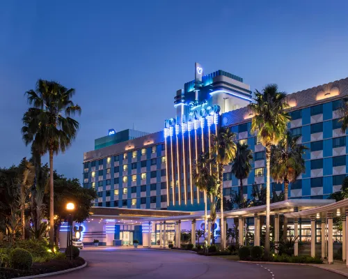 Disney's Hollywood Hotel Hotels near Lantau