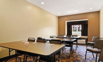 Microtel Inn & Suites by Wyndham Macon