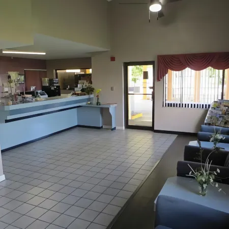 Budget Inn of Orlando Downtown Отели рядом с достопримечательностью «Стадион «Кэмпинг-Уорлд»»