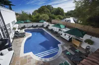 The Duke Hotel - Pools