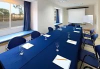 Microtel by Wyndham Eagle Ridge Hotels in Indang