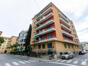 Joivy Bright 3 Br Apt for 6, in Santa Margherita