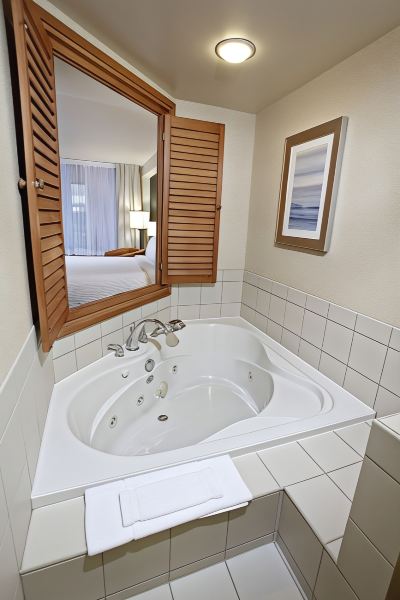 King Suite with Whirlpool