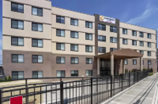 Comfort Inn JFK Airport Hotels near John F Kennedy Intl. Airport