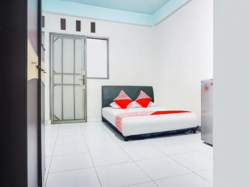 Pondok Elit Kos 888 Hotels in Mamajang