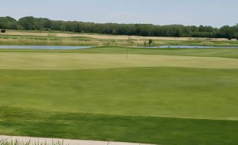 Comfort Inn and Suites Ames Near Isu Campus