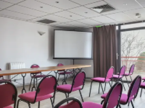 Residhotel le Grand Prado Hotels in Marseille