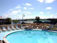 Weathervane Terrace Inn and Suites Hotels in Charlevoix