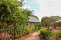 Mara Forest Camp Các khách sạn ở Ololaimutiek Village