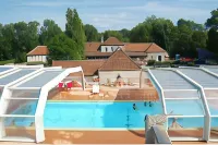 Logis - Auberge du Colombier Hotels in Guînes
