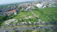 Apt Tanglin 2Br Jumbo up to 9 Pax Griya Gailen 5 Atas Pakuwon Mall Wiyung住宿飯店