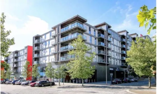 Shortstaymk Vizion Apartments, with Free Superfast wi-fi, Parking, Sky Sports and Movies