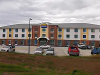 Days Inn & Suites by Wyndham Belmont Hotels in Union Township