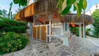 Golden Lighthouse Hotel - bar
