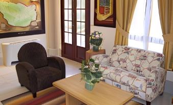 Adeko Hotel