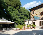 Villa Raffaello Park Hotel Hotels near Nuccia Factory Store