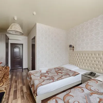 Gold Hotel
