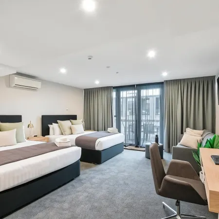 Southwark Hotel & Apartments Hotels in Christchurch