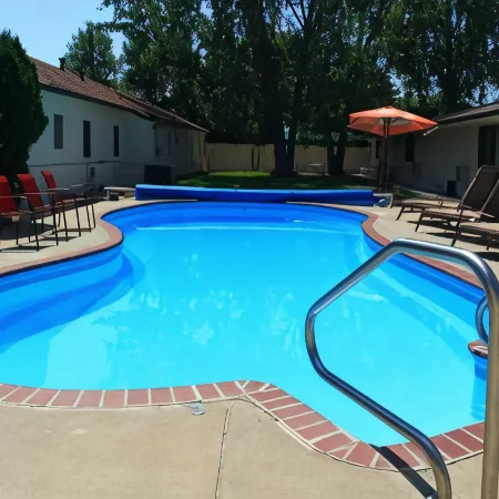 Sunrise Motor Inn
